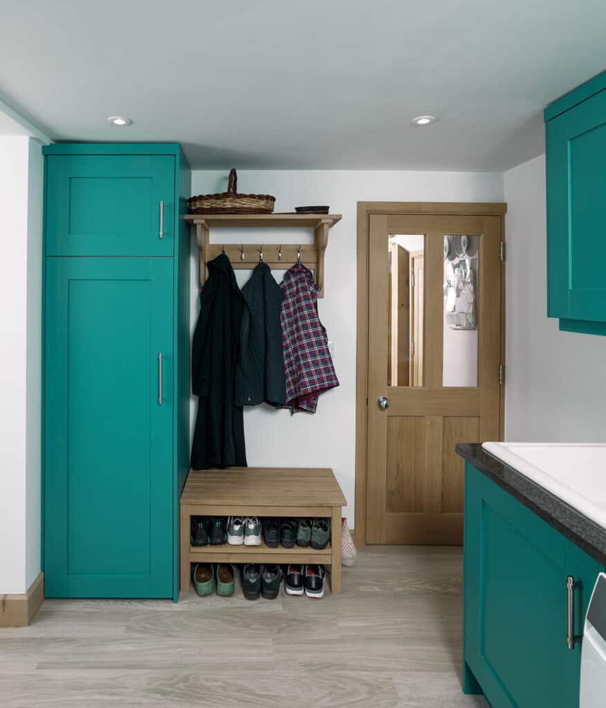 Shoe rack and coat stand
